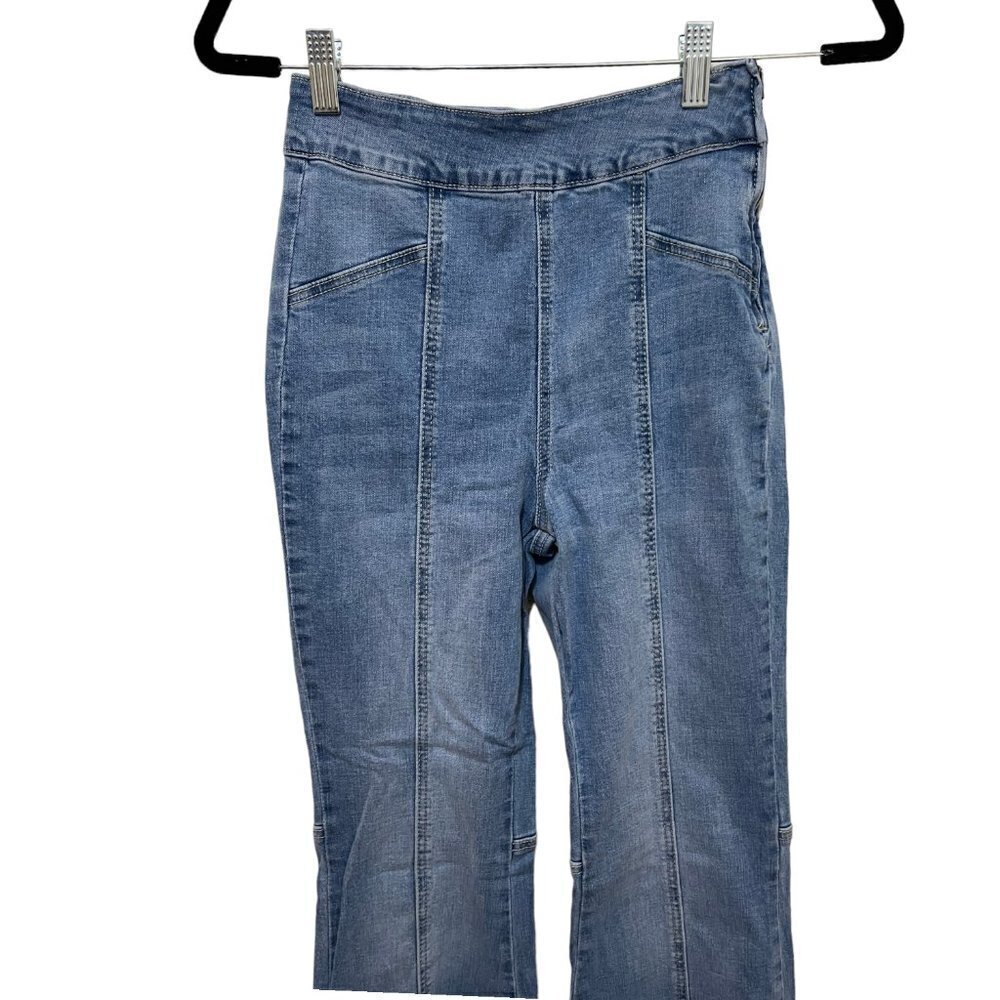 Jealous Tomato Flare Jeans from Von Maur, Size Small - Picture 2 of 13